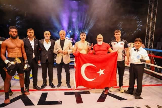 Orta Kocaeli'de kick boks fırtınası esti (9) kopya