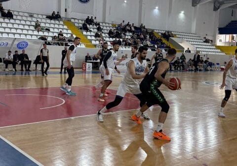 Namağlup Sakarya Büyükşehir Basketbol Takımı İzmir’de de Kazandı: 13’te 13