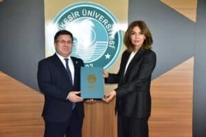 Azerbaycan Başkonsolosu Narmina Mustafayeva Balıkesir Üniversitesi'nde Akademik İş Birliğini Görüştü