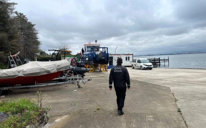 Kocaeli Büyükşehir Zabıta Ekipleri Güvenli ve Düzenli Şehir İçin 7/24 Sahada Görevde