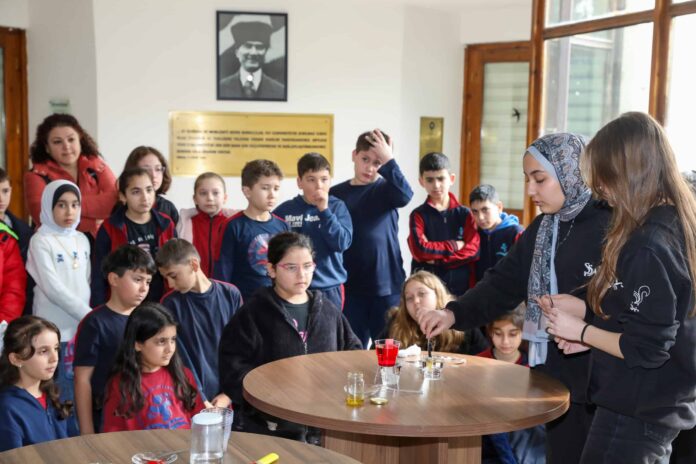 Bursa'da Öğrencilere Suyun Değeri ve Tasarrufu Üzerine Uygulamalı Eğitim Verildi
