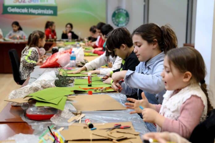 Bursa'da Çocuklar İçin Mimarlık Atölyesiyle Yaratıcılık ve Meslek Tanıtımı Bir Arada