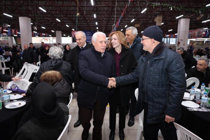 Başkan Mustafa Bozbey, Mustafakemalpaşa’da Üreticilere ve Vatandaşlara Sosyal Desteklerin Sürdüğünü Vurguladı