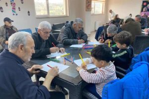 Baltok Bal Çocuk Gündüz Bakımevi Öğrencilerinden Karesi Huzurevi’ne Anlamlı Ziyaret