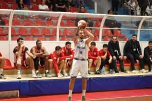 Kocaeli Büyükşehir Belediyesi Kağıtspor’da Takım Ruhu ve Aidiyet Duygusu Öne Çıkıyor