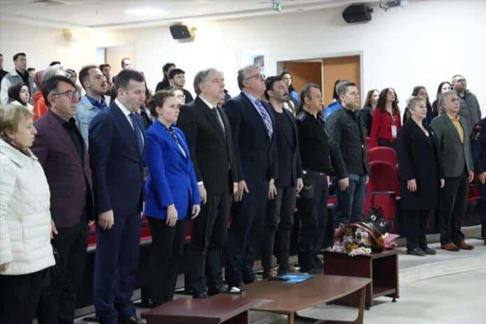 Prof. Dr. Mehmet Bahçekapılı, Yalova Üniversitesi’nde Engelli Anneleri İçin Düzenlenen Programda Yer Aldı