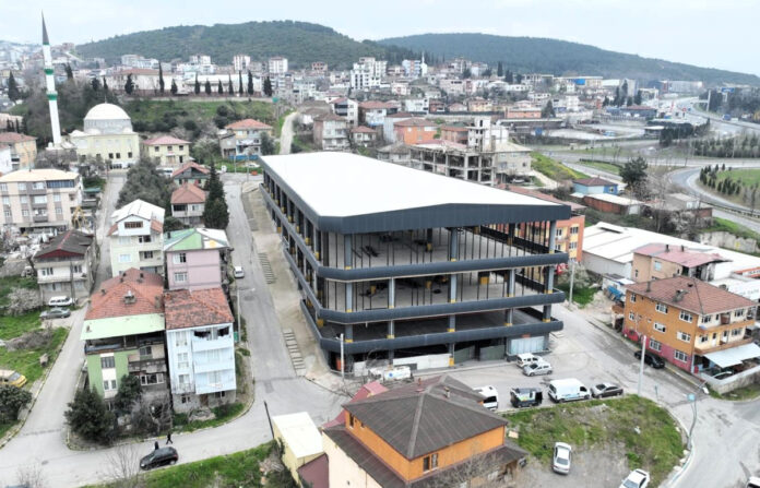 Kocaeli'de Karavan Park Yasağı: Belirlenen Otoparklar Dışında Park Etmek Yasaklandı