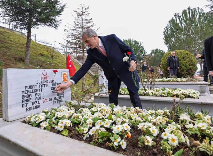 Yusuf Alemdar, Çanakkale Zaferi’nin 111. Yılında Şehitlerimizi Törenle Andı
