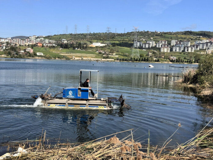 Kocaeli’de Gölkaypark Bıçkıdere Göleti’nde 40 Hektarlık Alanı Kapsayan Temizlik Çalışması Yapıldı